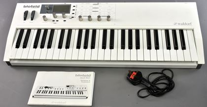 Waldorf-Blofeld keyboard & waves & patches 